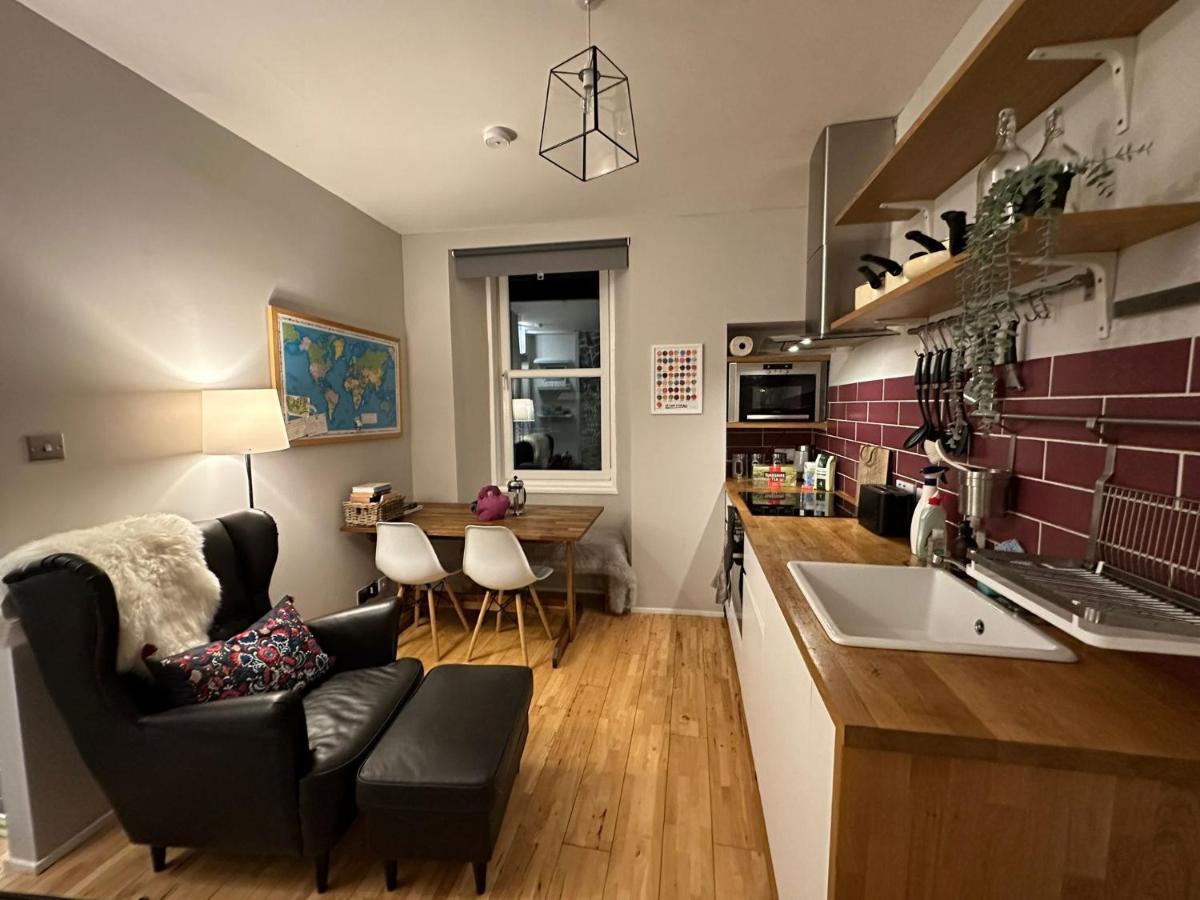 Small Cosy Studio Flat Near The Sea, Central オーバン エクステリア 写真